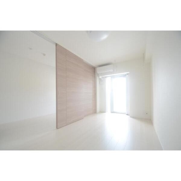 EEL馬車道701号室 リビング