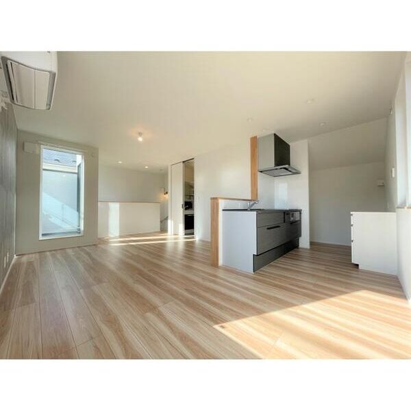 杉並区和泉1丁目貸家 リビング