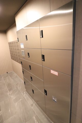 GENOVIA西高島平Ⅱ0201号室 宅配ボックス