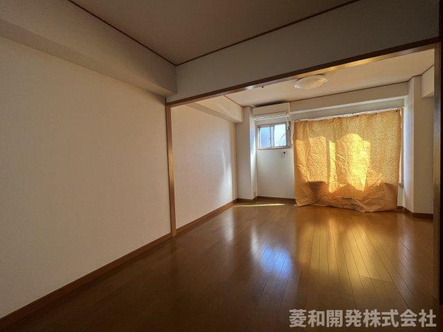 第一マンション3階 リビング