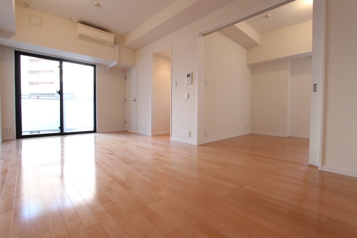 プラウドフラット横浜 色が異なる場合がございますので、現地にて確認下さい。※参考写真