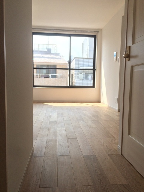 ＬＩＥＢＥ東中野 リビング