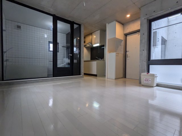 桜ヒルズ板橋201号室 リビング