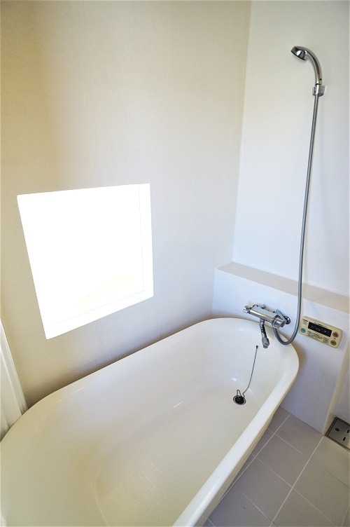 ＷＥＥＫＥＮＤ ＨＯＵＳＥ ＡＬＬＥＹ3階 お風呂