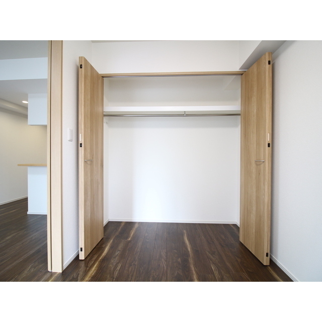 プレール・ドゥーク浅草Ⅳ クローゼット