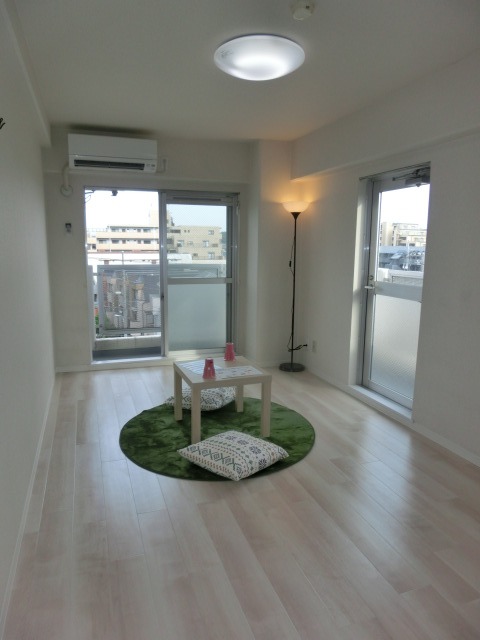 アムール祥 リビング