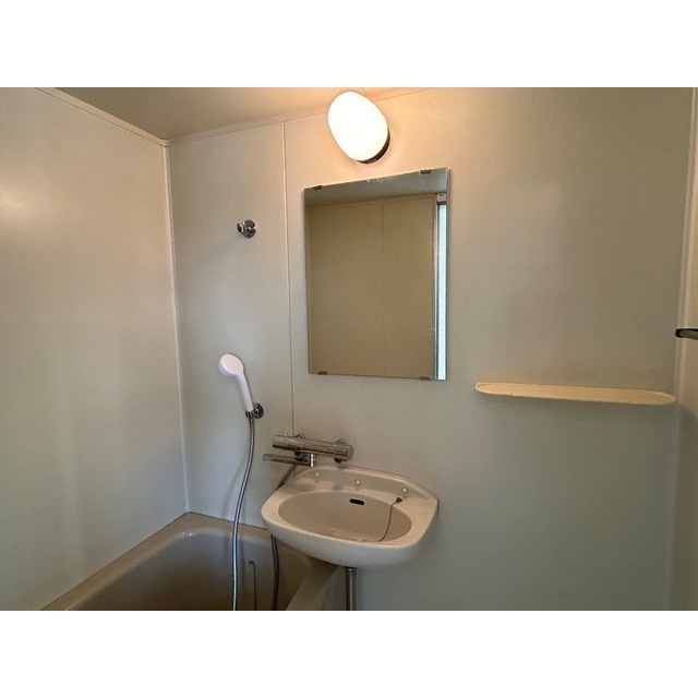 只見ハイツ303号室 内観