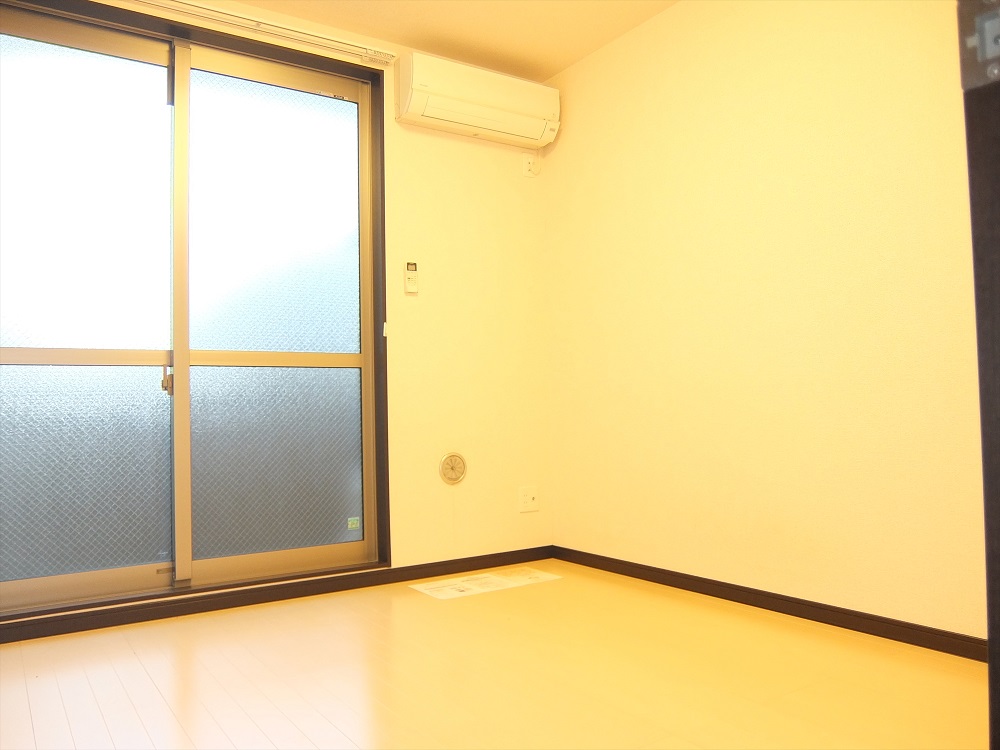 レオネクストコンフォート安行原 リビング