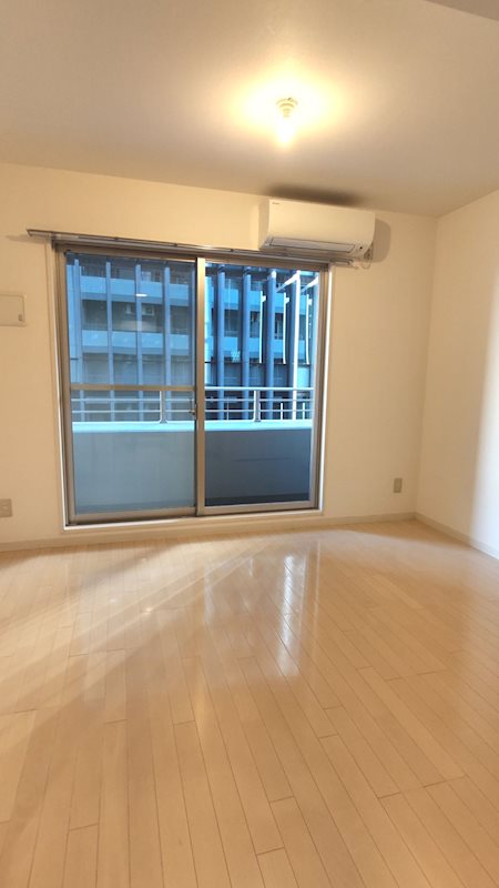 レジディア三越前2階 寝室