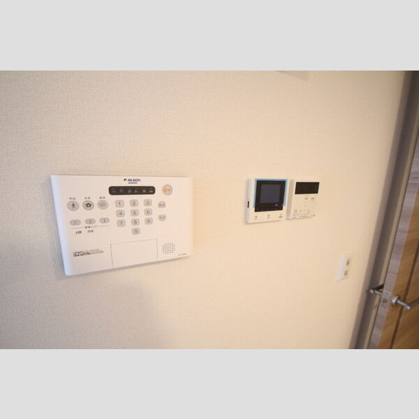 Precious Ⅱ(プレシャス ツー)208号室 ALSOK