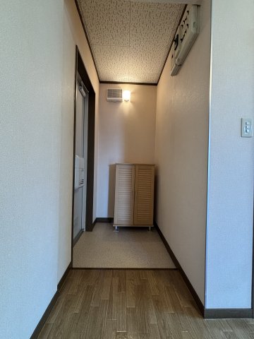 メゾンフジミ 玄関