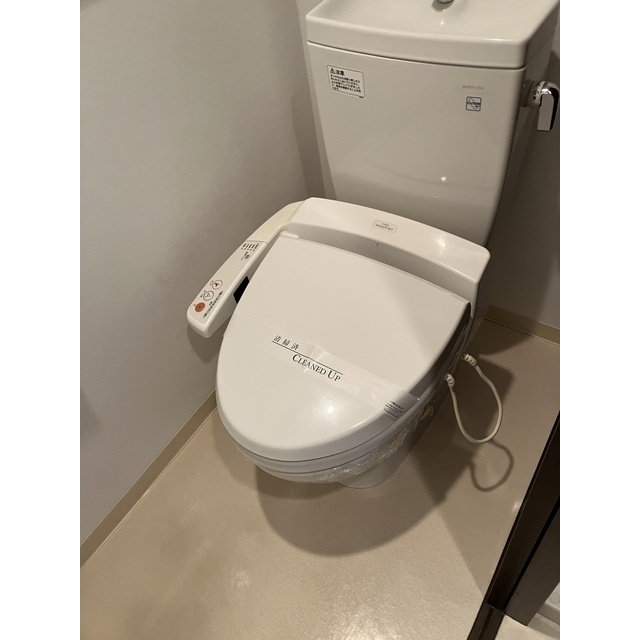 ロアール北新宿6階 内観