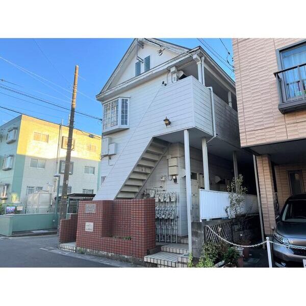 アレックス恵 外観