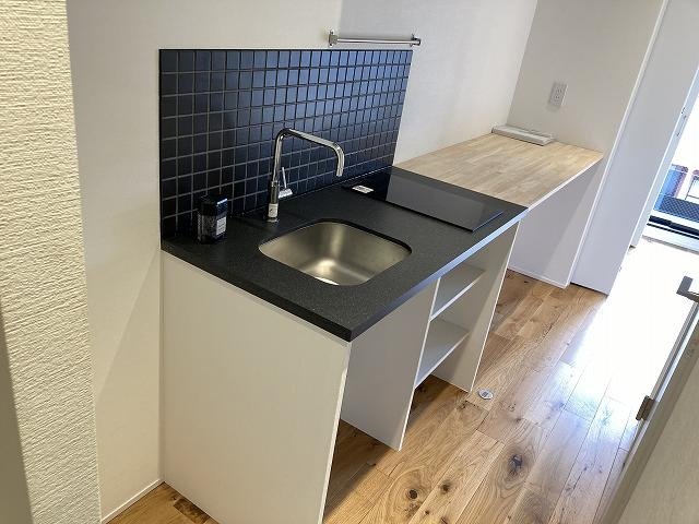 ｔｒｉａｓ１２９ 2口IHコンロ