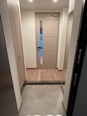 ＬＡＳＡ大崎Ⅴ0102号室 玄関