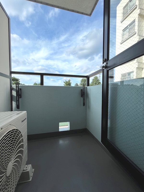 ドルチェ府中ツインエクセル バルコニー