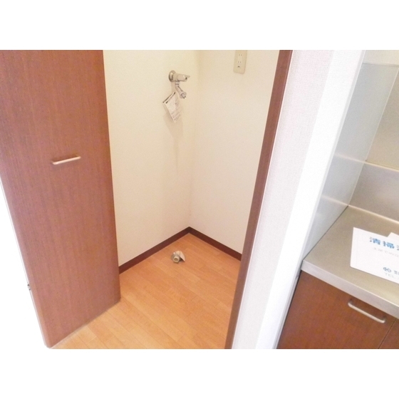 ラフィネ学芸大学 内観