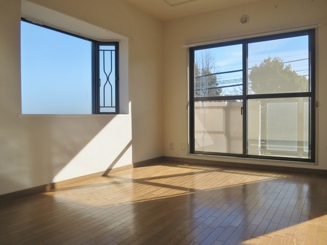 グランプラス0401号室 洋室１　※別号室の参考写真です(現況優先・仕様違いの場合あり)