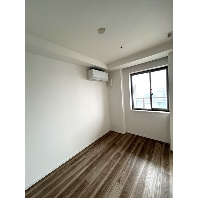 ＨＡＲＵＭＩ　ＦＬＡＧ　ＳＵＮ　ＶＩＬＬＡＧＥ　Ｔ棟4603号室 洋室5帖　2025年12月撮影