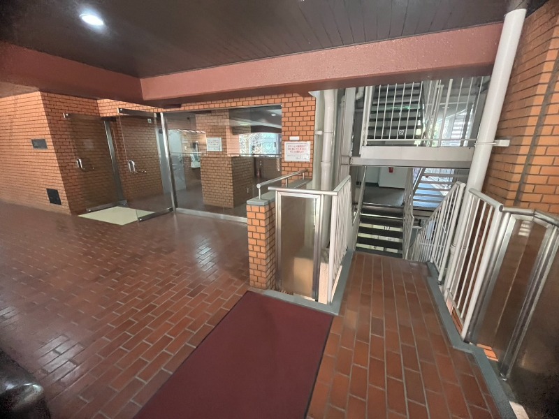 三田ハイデンス6階 エントランス