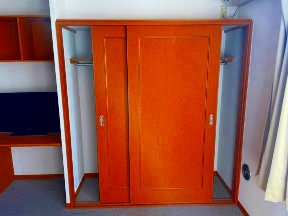 レオパレスアークⅢ206号室 内観