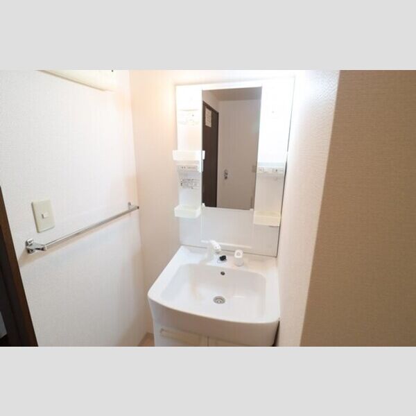 グランディス新八柱 洗髪洗面化粧台