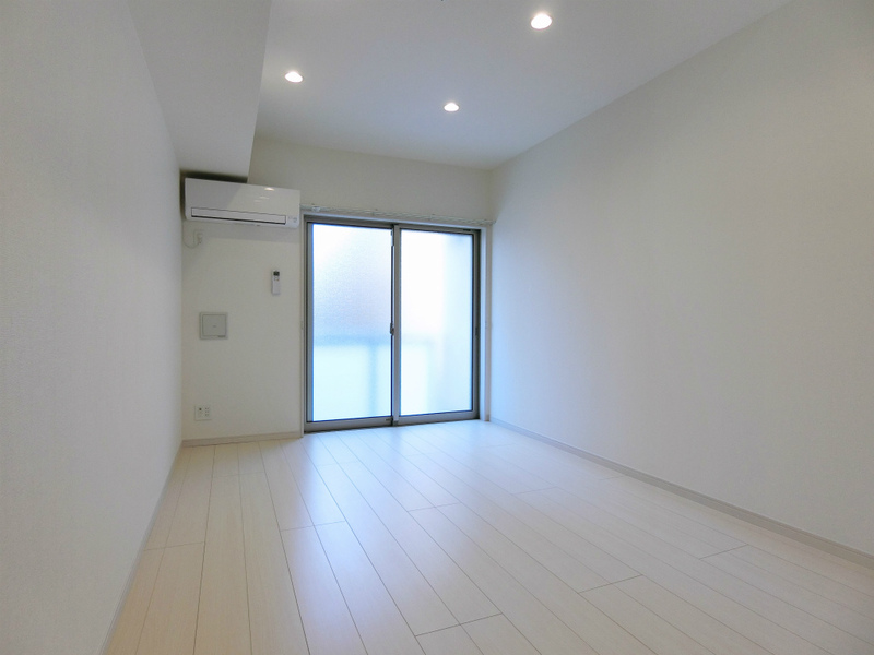 リブリ・Luci Ferin1階 部屋その他