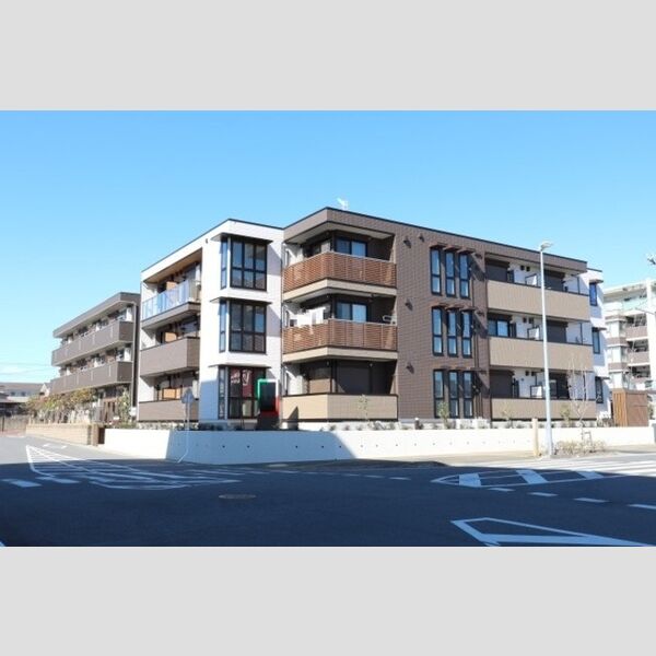 チェントラーレの外観画像