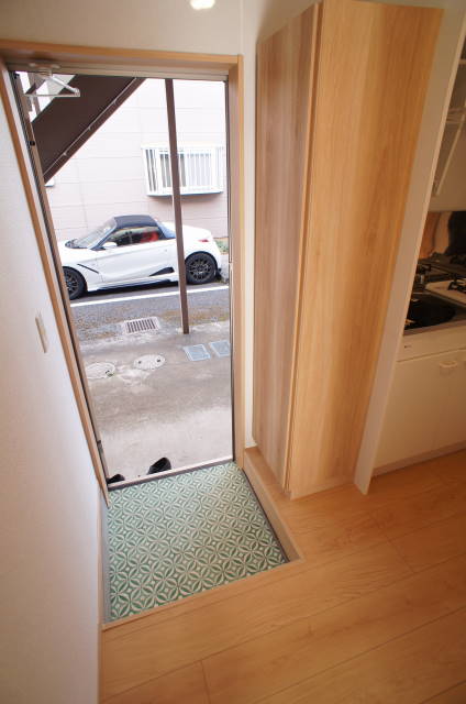 アーバンスクウェアーなかにしＢ棟 玄関