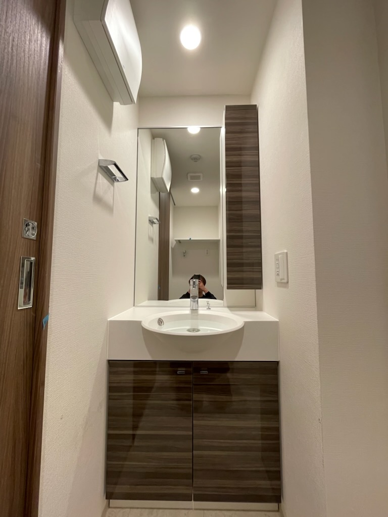 ガーラ・ステーション川崎久地2階 洗面