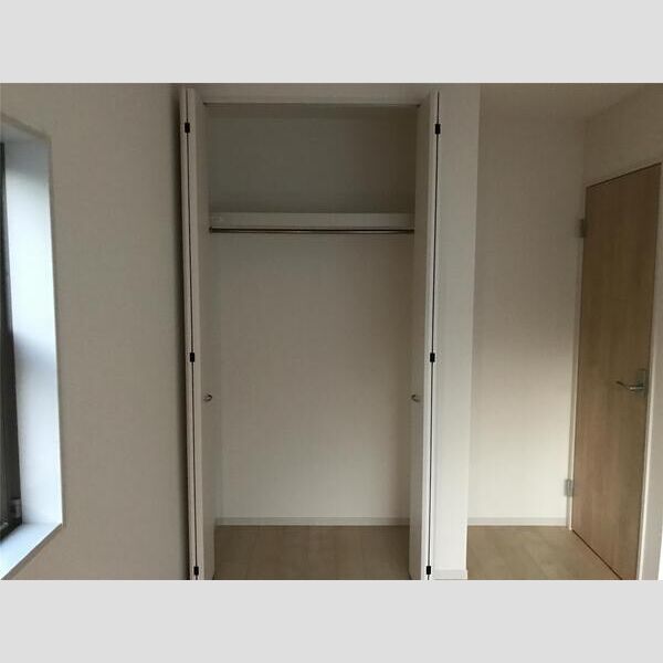 マイホームネクスト小深作 収納