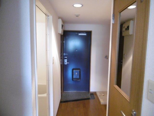 グランピーノ妙典(D-013)3階 玄関