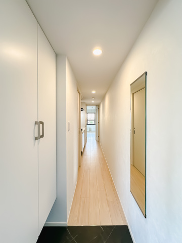 スカイコートリュクス品川大崎301号室 玄関