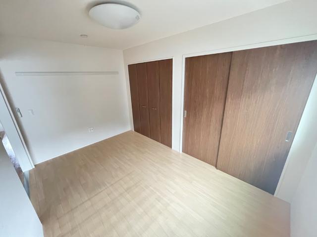 ヴェルデュール 洋室