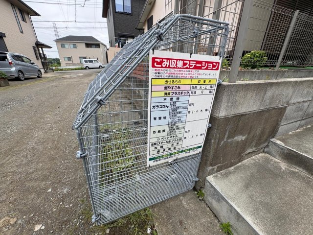 アミテラス伊勢原（旧レジェンド伊勢原シェアハウス） 入居者様専用のゴミ置き場完備！