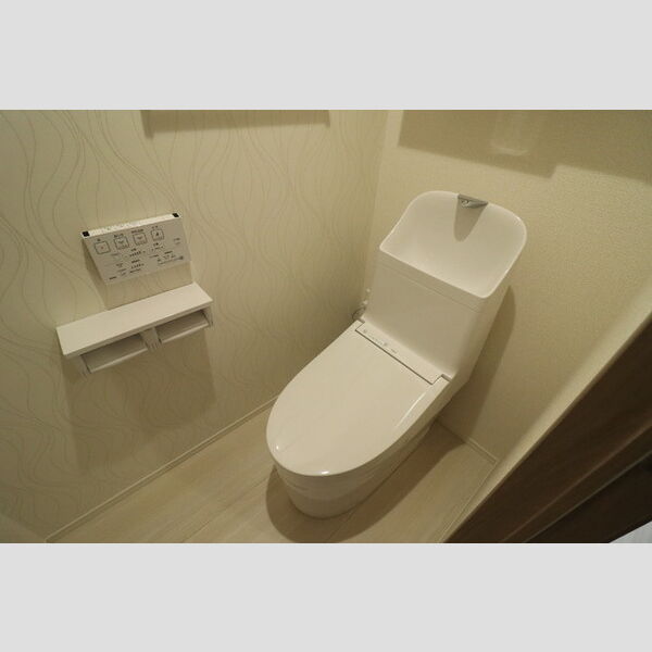 マルシェル館浦和美園205号室 温水洗浄暖房便座