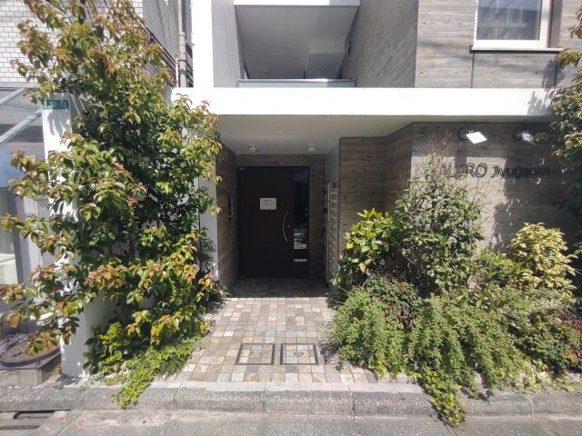 アレーロ自由が丘402号室 エントランス