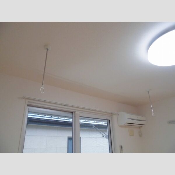 ソレイユ瑞江 室内物干し