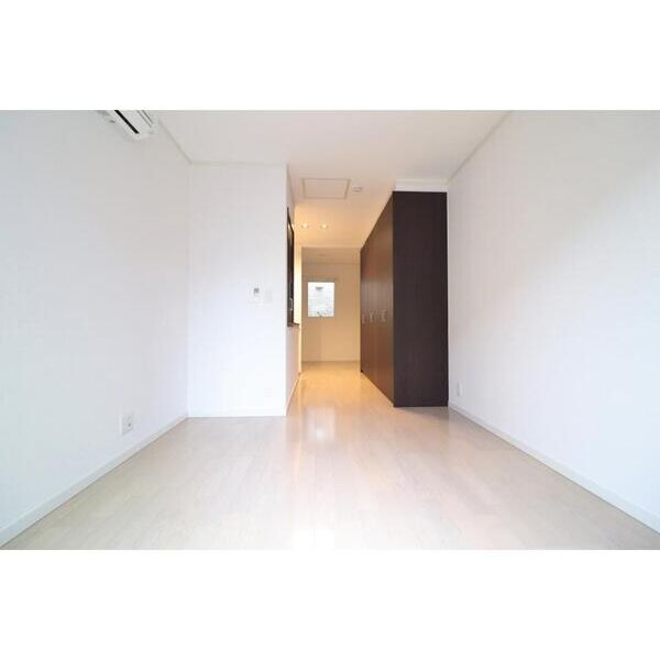 木月3丁目戸建貸家101号室 リビング