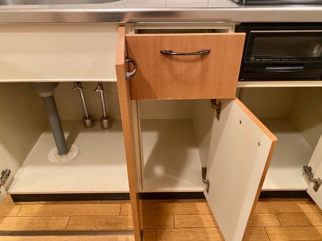 ピアリープレイス キッチン下　収納