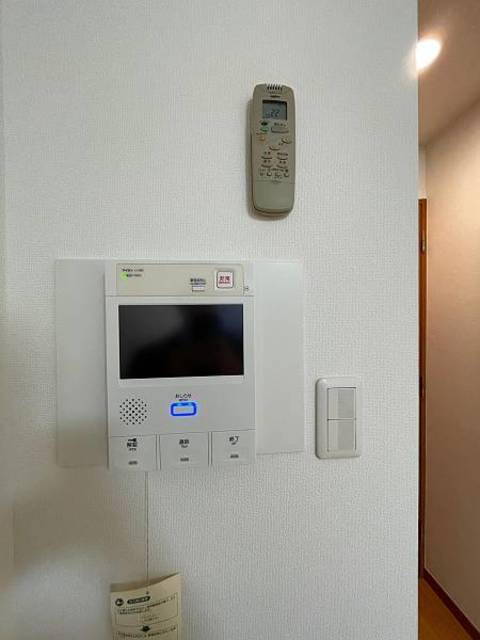 ガラ・シティ横浜西口3階 ハンズフリーカラーモニター付きインターホン