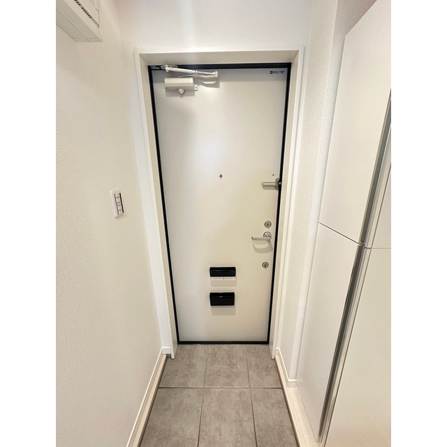 エクセラン西尾久East303号室 玄関