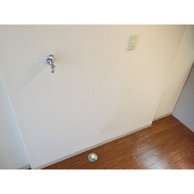 セゾン世田谷0102号室 洗濯機置場