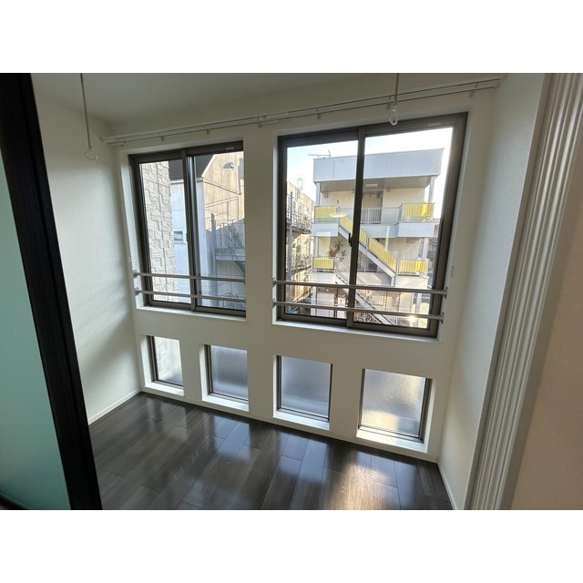 リーヴァ・ノイ 内観