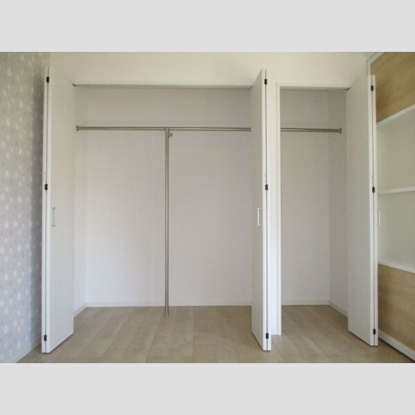 ドミール西都賀 クローゼット