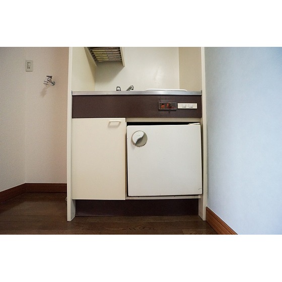 イリス三田0203号室 ミニ冷蔵庫