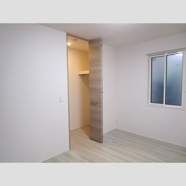 アレクシス101号室 ウォークインクローゼット