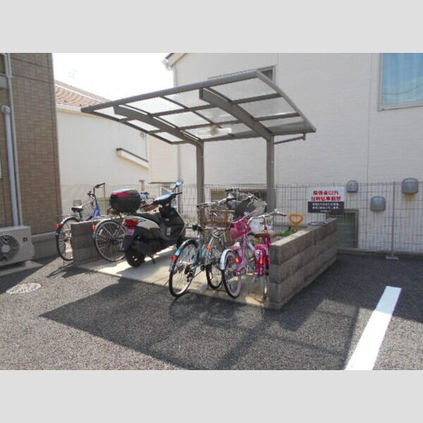 サンボナール201号室 駐輪場