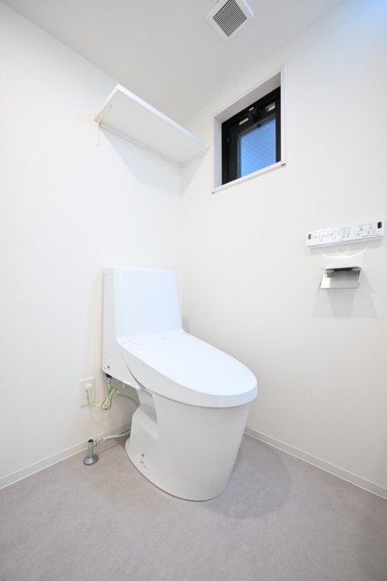 ＥＳ－Ｇｒａｎｄｅ文京白山2階 トイレ