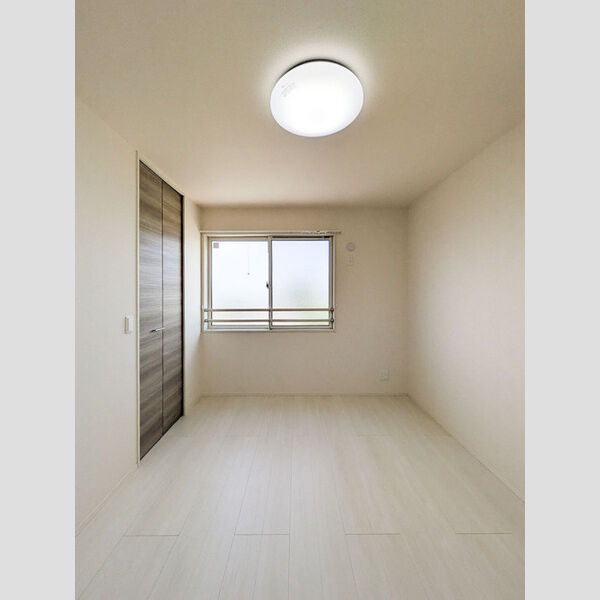 アリエッタ303号室 洋室